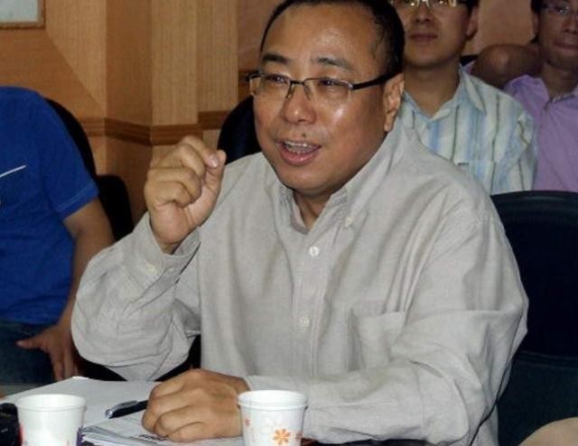 江一燕的老公是谁(江一燕背后的7个男人)