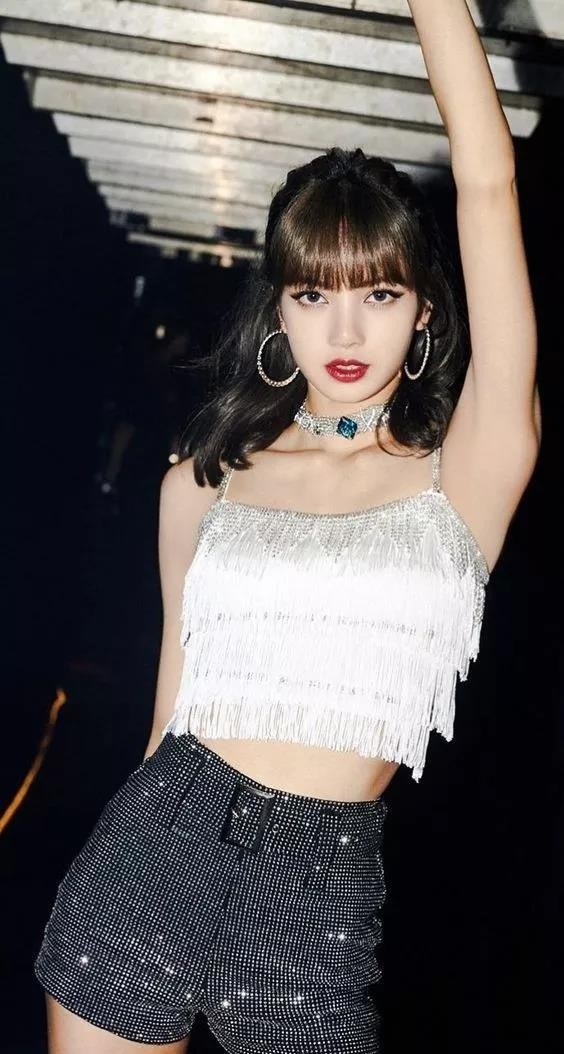 明星耳朵上戴的是什么东西(明星耳朵上戴的耳机是干什么用的) 明星 耳朵 第3张 明星耳朵上戴的是什么东西(明星耳朵上戴的耳机是干什么用的) 明星 耳朵 第3张