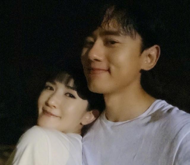 张杰谢娜结婚时说的话（夫妻结婚十周年）(2)