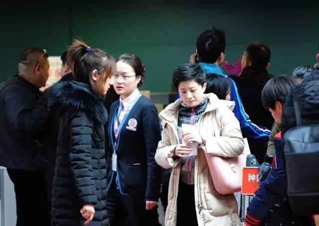 曾是中国最火的童星，因