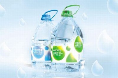 ​蒸馏水可不可以长期喝 长期服用蒸馏水危害健康（不可以）