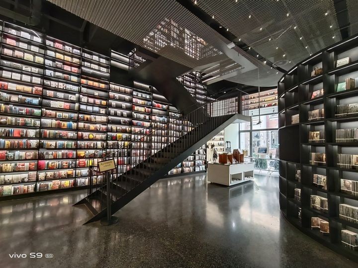 vivos9手机参数配置(拔高硬件性能手机全面评测)