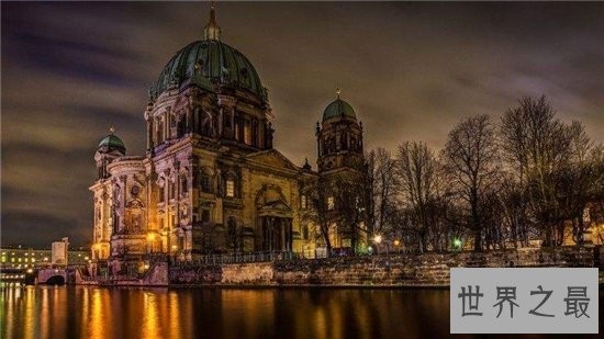 世界上最适合骑自行车的10个城市,阿姆斯特丹自行车比平民还多!