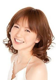 三浦理惠子个人资料写真作品