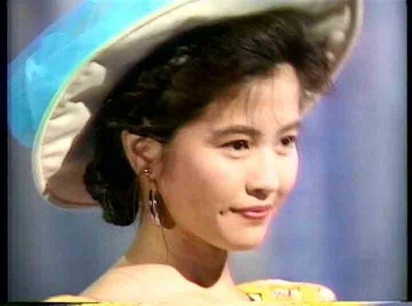 三浦理惠子个人资料写真作品