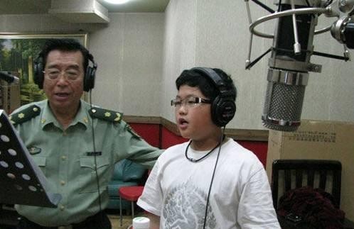 李天一图片(李天一入狱10年后刑期将满)