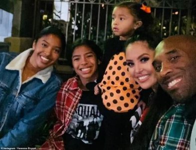 科比葬礼细节迟到的缅怀(科比遗孀打破沉默)