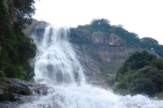 打卡风景很美的地区,广州增城白水寨、保定百里峡自然也在其中