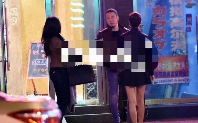 杨坤和丁丁什么关系(杨坤师生恋曾传遍全网)