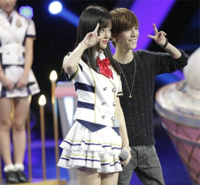 黄晓明身高对比图(谎报身高被拆穿的明星们)