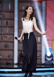 王婷萱个人简历,曹玉婷个人简历(曹婷个人资料)