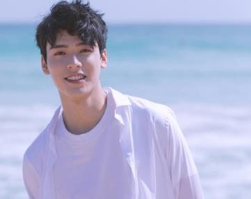 李金铭现实中的老公是谁 李金铭演过什么