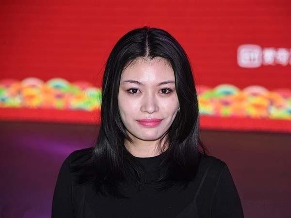 汪峰结过几次婚(歌手汪峰的婚姻感情史)