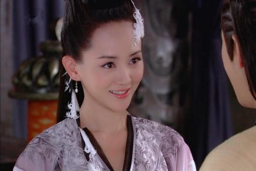 明月心是谁演的(还记得《天涯明月刀》里的明月心吗？她现在长这样)