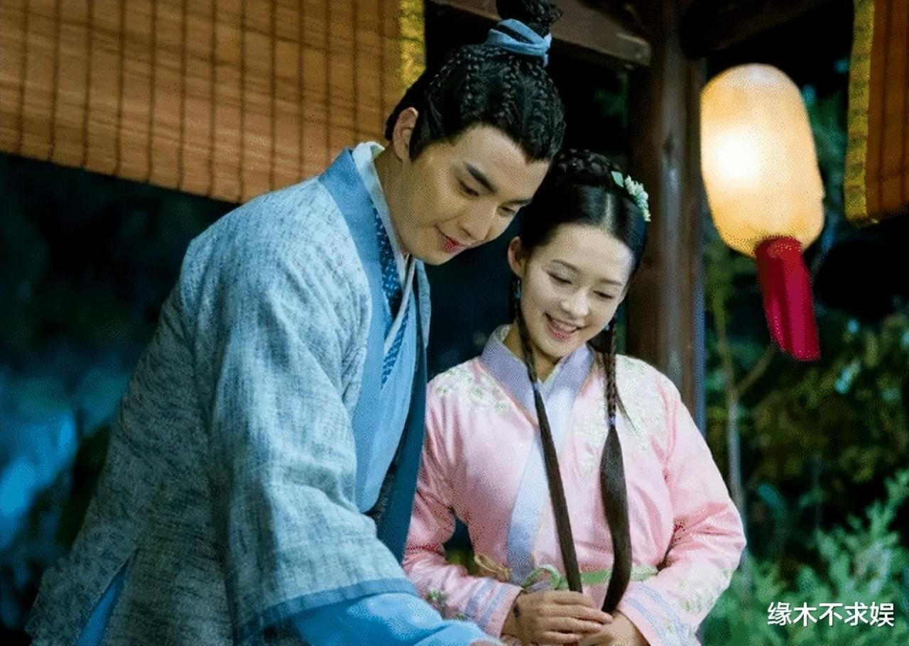 曝金世佳与经纪人隐婚生子!还曾与知名女星恋爱,粉丝说早有端倪