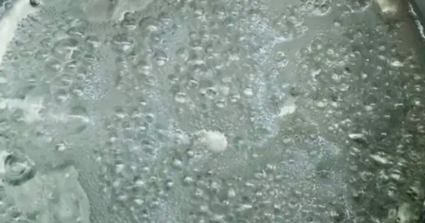 水开了是什么样子,锅里的水烧开是什么样子的图2