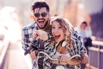 恋爱中平淡期和冷暴力的区别 恋爱中的平淡期算冷暴力吗