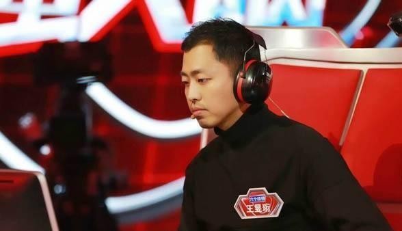 王昱珩虽然以失败者身份离开《最强大脑》,但是依旧被无数人追捧