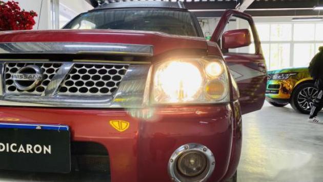 汽车卤素大灯的优缺点-