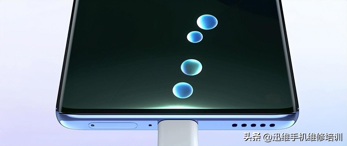 手机屏幕不显示黑屏怎么回事(手机屏幕不显示黑屏怎么解决)