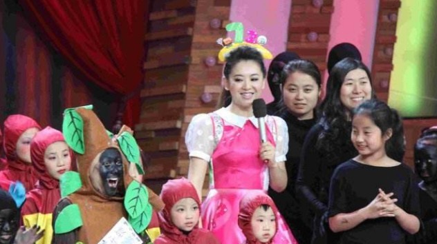 月亮姐姐个人资料简介 月亮姐姐的老公身份背景曝光