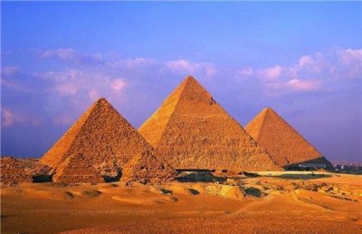 ​金字塔内部工程复杂，甚至连采用技术都无法辨别