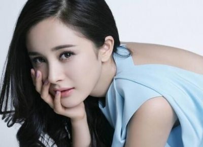 杨幂真人版娃娃在日本出售,造型奇葩价格高昂,粉丝:买不起!