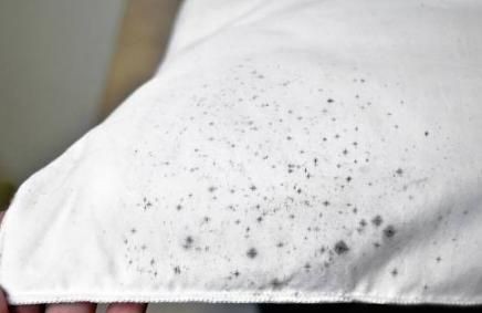 新毛巾用了几天有黄点是什么原因呢