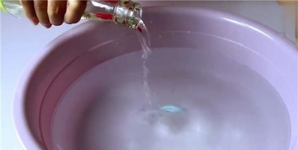 衣服洗完发臭怎么解决,洗完的衣服有股臭味怎么去除掉图4