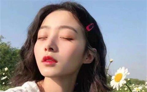 发现女朋友和别人暧昧聊天2