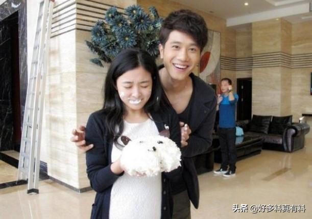 彭冠英张含韵什么关系 多年后张含韵终于发博官宣