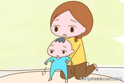 婴儿什么时候开始学走路(宝宝一般多大开始走路)