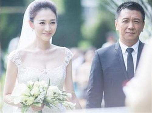 李小冉鄢颇为何分手 揭秘鄢颇不娶李小冉真相原来是这样