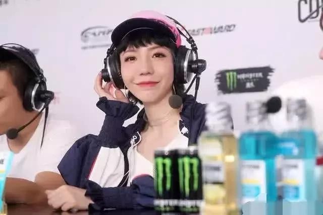 吴莫愁终于放弃了万年齐帘刘海!换了造型的她居然变这么美了!