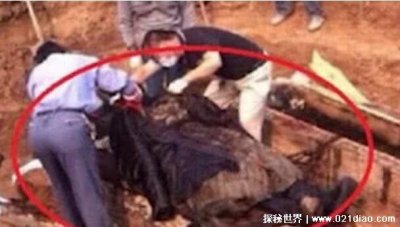 女娲吓人真身尸骨图片,人首蛇身古尸被发现(神秘仪式导致)
