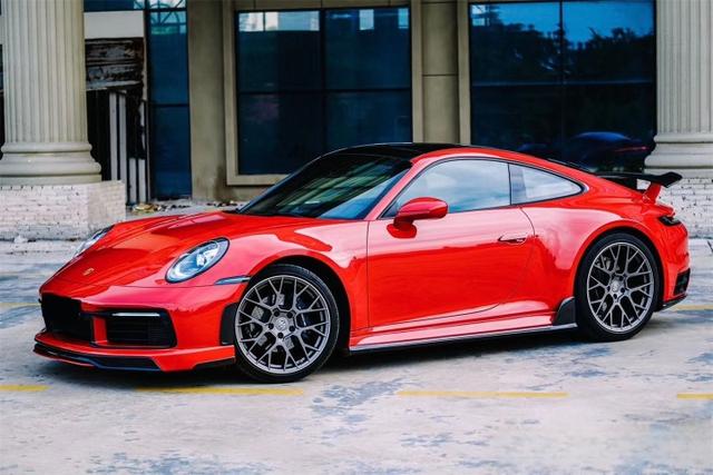 保时捷911、992改装泰赫雅特碳纤维包围套件上车，怎一个帅字了得-