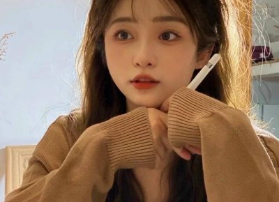 韩寒妻子金丽华(韩寒有几个老婆是谁)