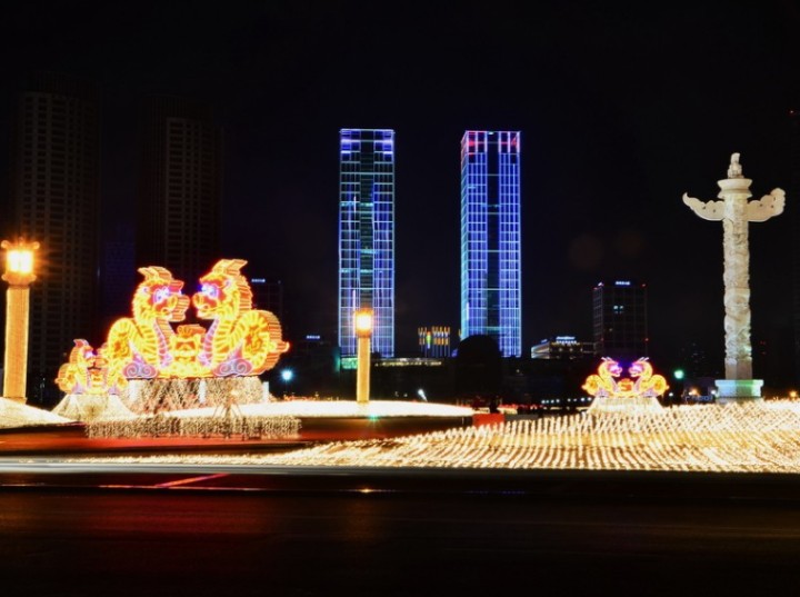 世界上最大的广场是(有天安门广场4个大)