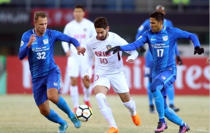 天津权健亚冠赢球被吐槽不断，“重度流感患者”最让球迷担心