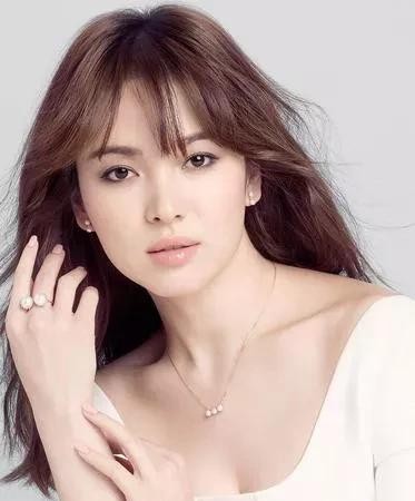 宋慧乔个人资料简介(韩国影视剧女演员宋慧乔信息)