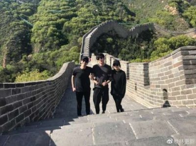 赵又廷与林更新聊天记录公布 网友:“重色轻友”