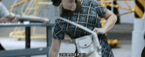 性感女神一回归,就曝了世纪性丑闻