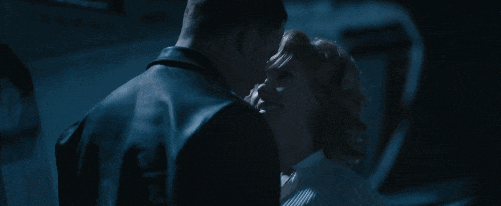 性感女神一回归,就曝了世纪性丑闻