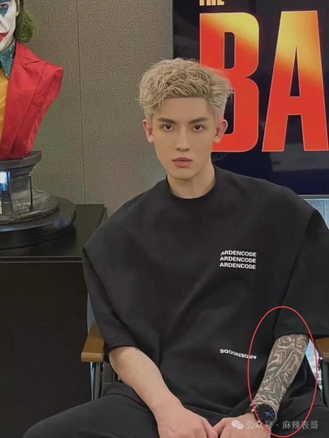 千万网红的出轨瓜里的三个人,都挺颠…