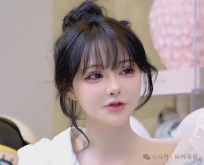 千万网红的出轨瓜里的三个人,都挺颠…