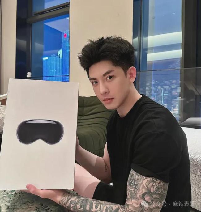 千万网红的出轨瓜里的三个人,都挺颠…