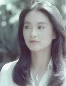 80年代美人:香港电影中美到骨子里的六大女星,谁的美更让你心动