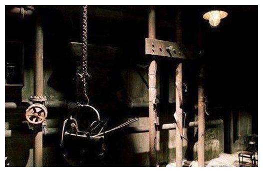 小鬼子折磨人最残忍的酷刑，十大酷刑是轻刑，最后几种让人沉重！