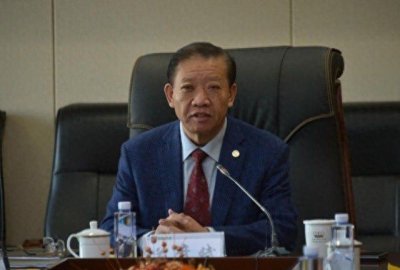 黑龙江富豪婚内爱上女秘书,63岁生双胞胎私生子,甩9亿给妻离婚