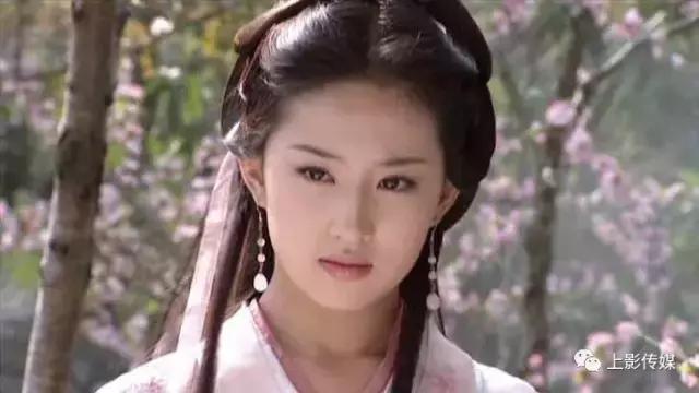 刘亦菲气质温婉仙气十足（刘亦菲古典仙气美人）(4)